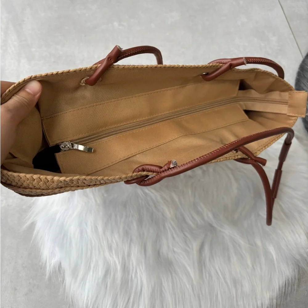Celine 42x25x30cm straw tote bag - Picture 7 of 7